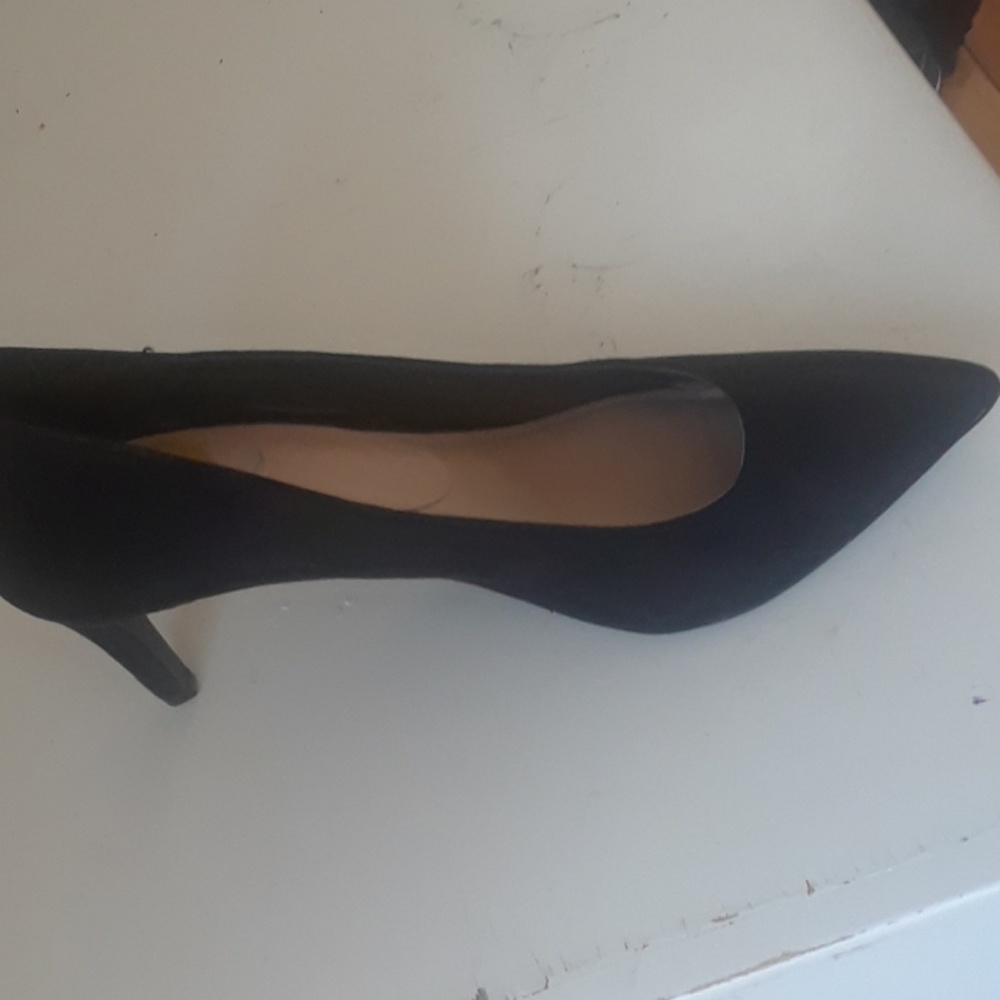 Heels - Picture 2 of 2